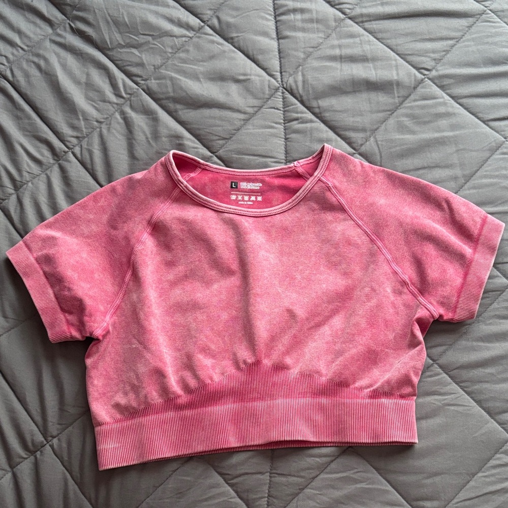 *Pink Cropped Workout Top